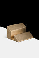 حامل البطاقة