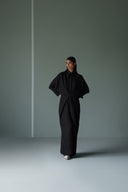 فستان حريري منسوج يدويًا