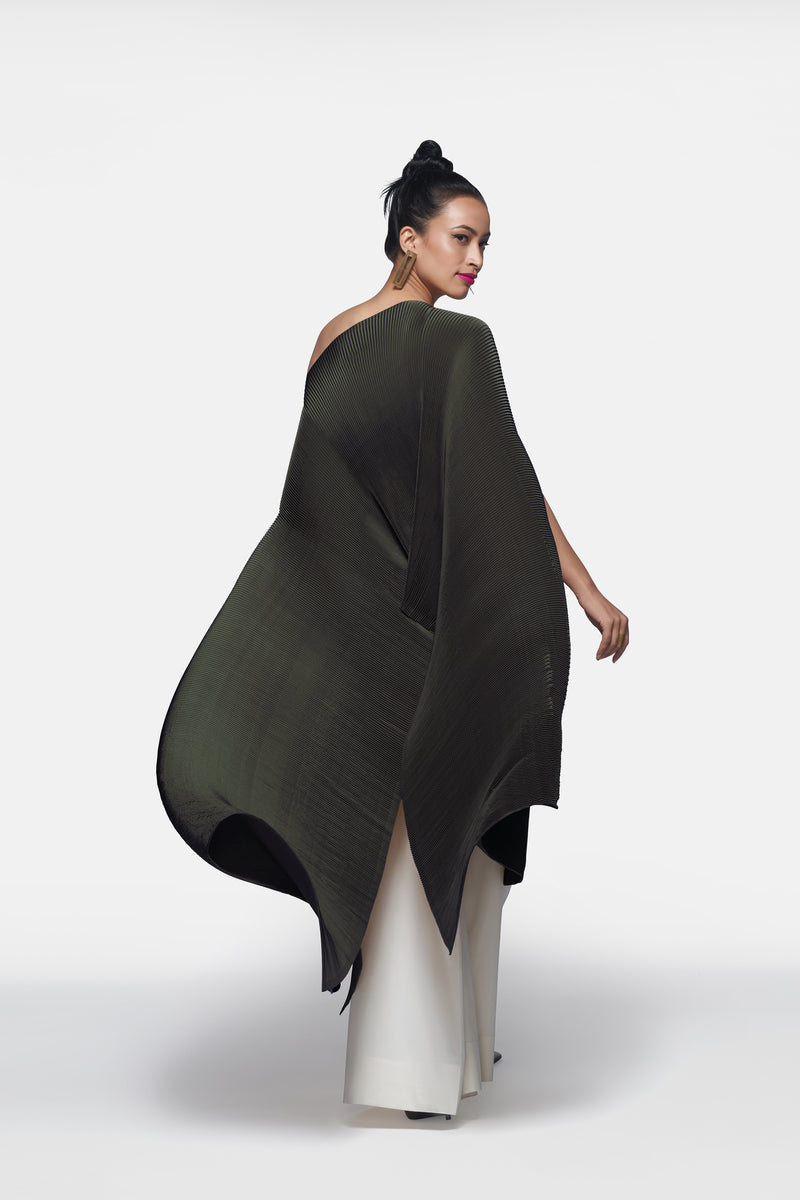 Pleated Long Poncho