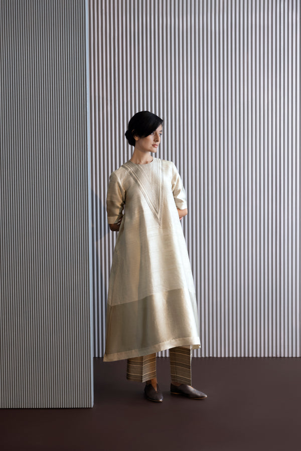 Handwoven Silk Brocade Kurta Set