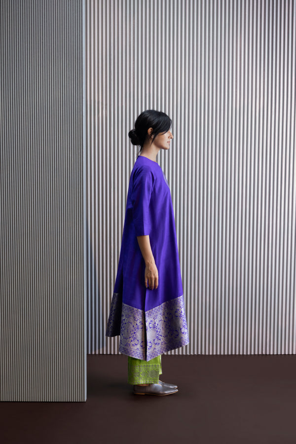 Handwoven Silk Kurta Set with Brocade Detail