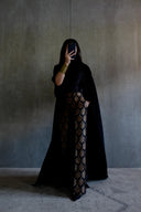 بنطلون من الحرير الديباج