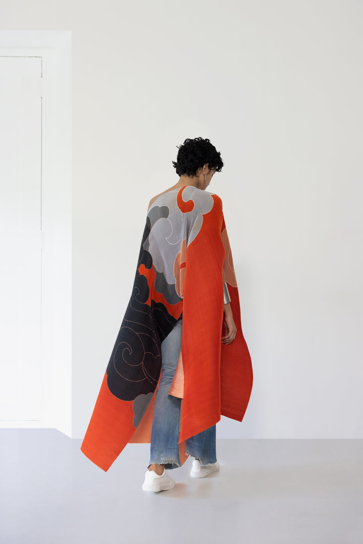 Pleated Long Poncho