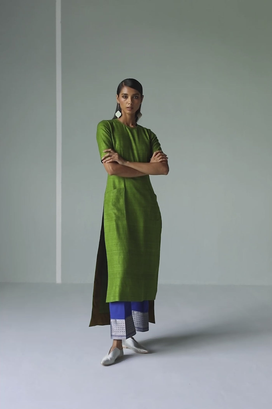 HANDWOVEN SILK KURTA SET